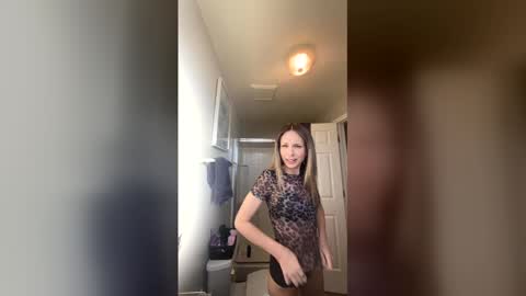 mypreacherswife4 online show from January 17, 2026, 4:43 pm