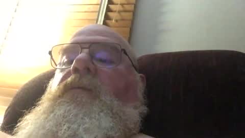 myqueen76myqueen76 online show from July 5, 2026, 12:39 am