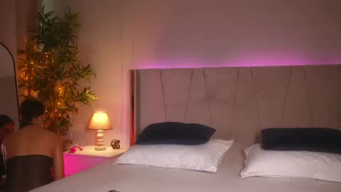 Snapshot of myriamfox_ chatting on June 16, 2026, 10:29 am Miryam online show from June 16, 2026, 10:29 am