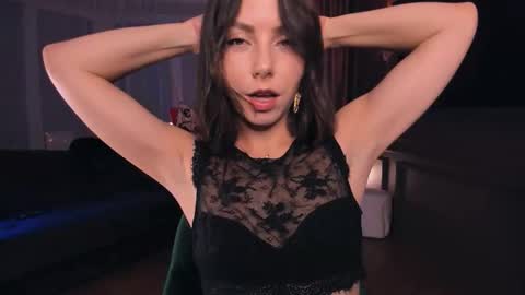 Maria  online show from November 21, 2025, 11:58 pm