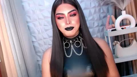 Snapshot of mysterious_diva chatting on October 12, 2025, 1:43 pm SUPPORT GODDESS TRISHA AND DONT FORGET TO FOLLOW ME online show from October 12, 2025, 1:43 pm