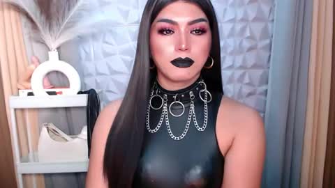 Snapshot of mysterious_diva chatting on October 14, 2025, 9:21 am SUPPORT GODDESS TRISHA AND DONT FORGET TO FOLLOW ME online show from October 14, 2025, 9:21 am