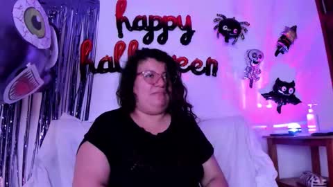 Snapshot of mystery_psique chatting on October 29, 2025, 3:14 pm mystery_psique online show from October 29, 2025, 3:14 pm