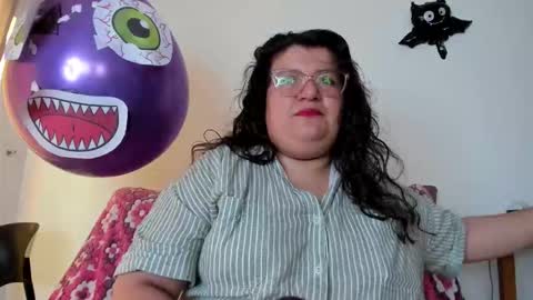 Snapshot of mystery_psique chatting on November 6, 2025, 7:04 pm mystery_psique online show from November 6, 2025, 7:04 pm