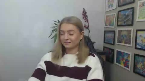 Erica online show from November 22, 2025, 12:48 pm