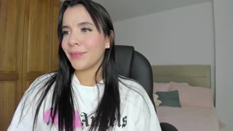 Elena online show from October 17, 2025, 9:39 pm