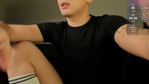 Evan Brown online show from April 23, 2026, 7:49 pm