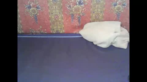 mystic_linna online show from January 13, 2026, 6:51 am