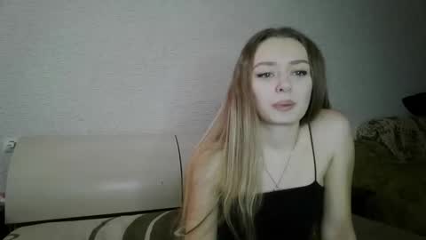 Anika online show from December 20, 2025, 6:42 am