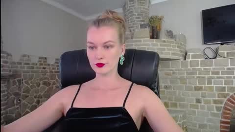 Snapshot of mysticvenus_ chatting on September 22, 2025, 11:01 am mysticvenus_ online show from September 22, 2025, 11:01 am