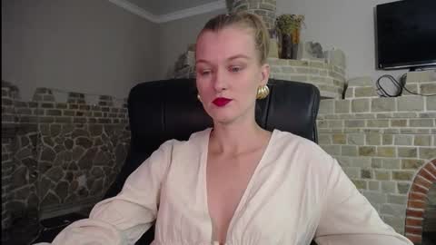 Snapshot of mysticvenus_ chatting on September 24, 2025, 7:01 am mysticvenus_ online show from September 24, 2025, 7:01 am