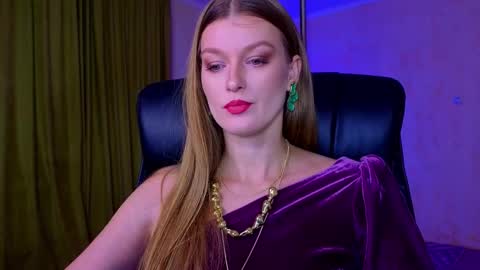 mysticvenus_ online show from February 15, 2026, 3:31 pm