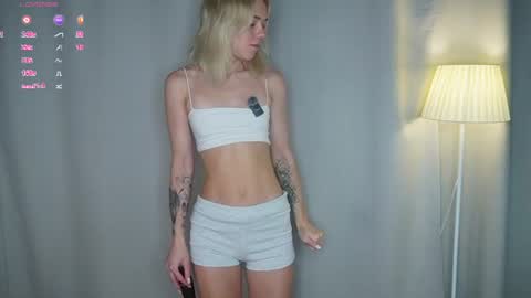 Snapshot of myviolet_rush chatting on June 23, 2026, 7:12 pm Olivia or just olive online show from June 23, 2026, 7:12 pm