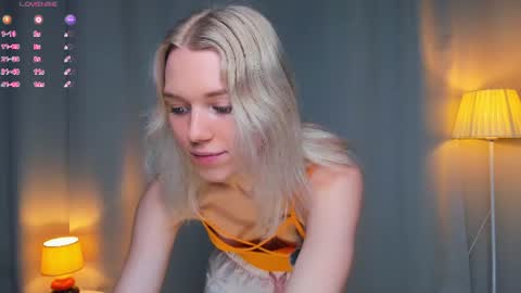 Snapshot of myviolet_rush chatting on July 11, 2026, 7:16 pm Olivia or just olive online show from July 11, 2026, 7:16 pm