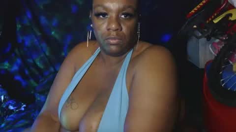 mzthundabootie online show from December 16, 2025, 4:39 am