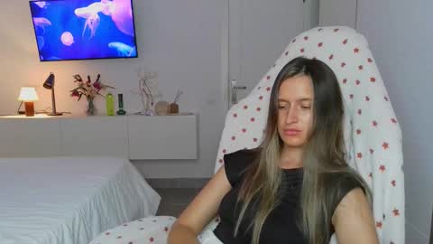 Snapshot of n0names chatting on October 16, 2025, 8:10 pm Eva online show from October 16, 2025, 8:10 pm