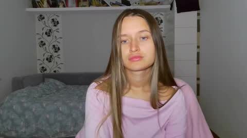 Snapshot of n0names chatting on November 6, 2025, 3:46 pm Eva online show from November 6, 2025, 3:46 pm