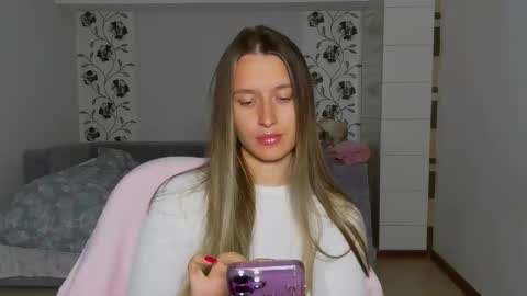 Snapshot of n0names chatting on November 10, 2025, 4:39 pm Eva online show from November 10, 2025, 4:39 pm