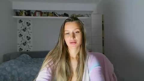 Snapshot of n0names chatting on November 12, 2025, 5:02 pm Eva online show from November 12, 2025, 5:02 pm