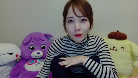 n_hibiki online show from January 24, 2025, 4:39 pm