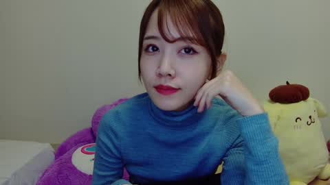 n_hibiki online show from February 8, 2025, 3:31 pm