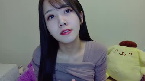 n_hibiki online show from February 10, 2025, 2:16 pm