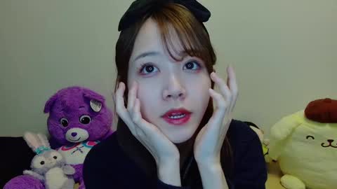 n_hibiki online show from February 20, 2025, 2:46 pm