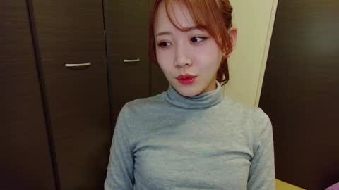 n_hibiki online show from March 10, 2025, 2:16 pm