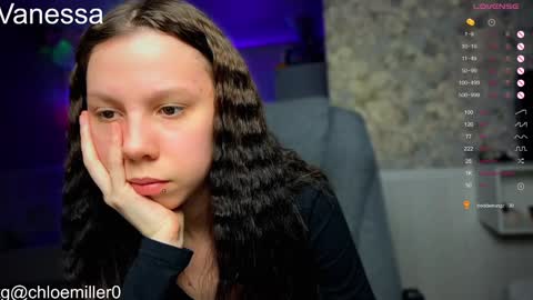 Snapshot of na_prikole_ chatting on January 8, 2025, 2:35 pm Vanessa and Julia online show from January 8, 2025, 2:35 pm