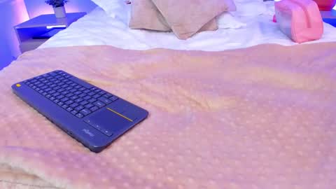 Snapshot of na_yeon_ chatting on October 30, 2025, 8:42 pm AMY online show from October 30, 2025, 8:42 pm