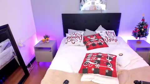 AMY online show from December 18, 2025, 7:09 pm