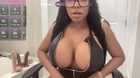 Snapshot of nadia_xamor chatting on February 5, 2026, 5:01 am My real name is Angelina. Please say hello I like to chat with you. If you have requests or dirty talk please use tipnotes. online show from February 5, 2026, 5:01 am