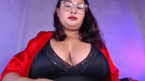 Nadia online show from December 1, 2025, 9:14 am