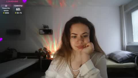 nadiiamorgun online show from February 28, 2025, 6:21 am