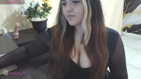 Snapshot of nagioa chatting on April 9, 2026, 4:45 pm Nagioa online show from April 9, 2026, 4:45 pm