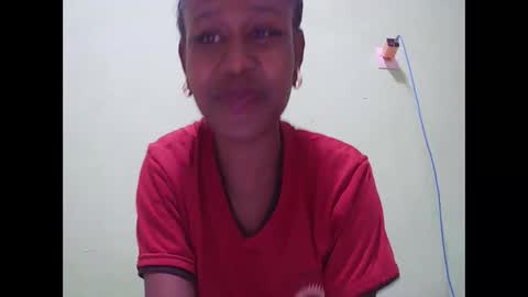 nah296652 online show from April 8, 2026, 9:15 pm