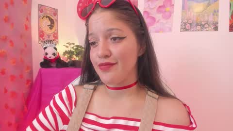 Snapshot of naharasoler chatting on November 16, 2025, 8:03 pm Nahara Soler online show from November 16, 2025, 8:03 pm