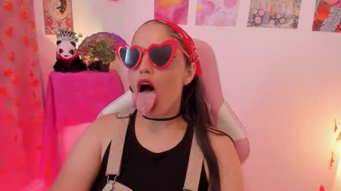 Snapshot of naharasoler chatting on November 24, 2025, 9:36 pm Nahara Soler online show from November 24, 2025, 9:36 pm