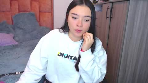 nahia cute     only   online show from November 24, 2025, 6:51 pm