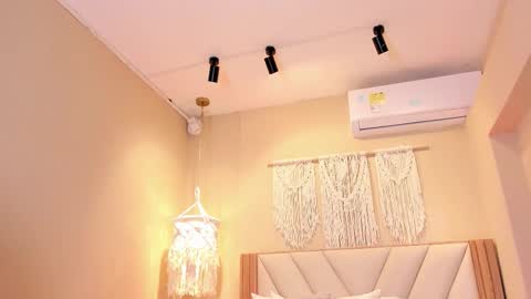 Nahimi online show from March 27, 2026, 7:35 pm