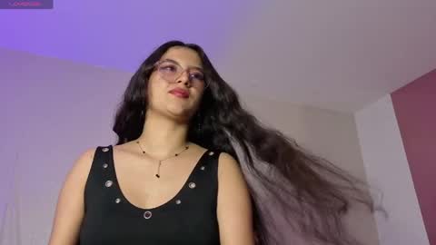 valeria online show from April 11, 2026, 8:35 pm