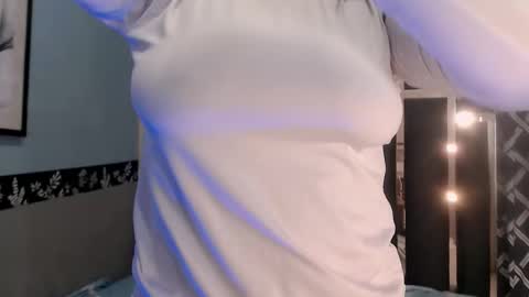 Nahomy online show from October 5, 2025, 12:20 am