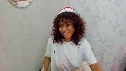 Nahomy online show from December 14, 2025, 10:14 pm