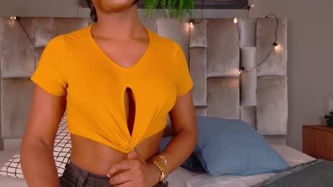  VICTORIA  online show from December 2, 2025, 7:42 pm