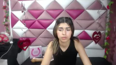 NahomiConnorr online show from January 14, 2025, 10:34 pm