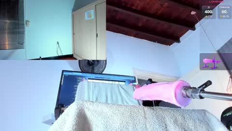 Snapshot of nahomidi_bello chatting on February 5, 2025, 10:12 pm online show from February 5, 2025, 10:12 pm
