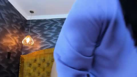 Nahomi online show from December 18, 2025, 7:25 am