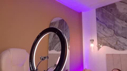 Snapshot of nahomiross chatting on February 13, 2026, 1:07 pm NahomiRoss online show from February 13, 2026, 1:07 pm