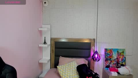   SHELBY   online show from November 29, 2025, 12:19 pm