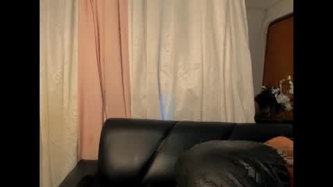 nahomy_hancook online show from November 25, 2025, 11:16 pm